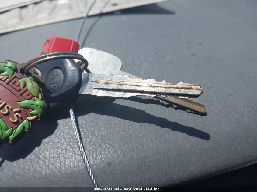 1999 Mazda 626 Es/Lx VIN: 1YVGF22C4X5886055 Lot: 39741394