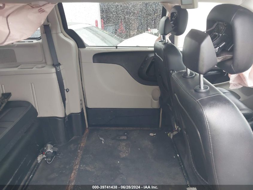 2016 Chrysler Town & Country Touring-L VIN: 2C4RC1CG0GR247287 Lot: 39741438