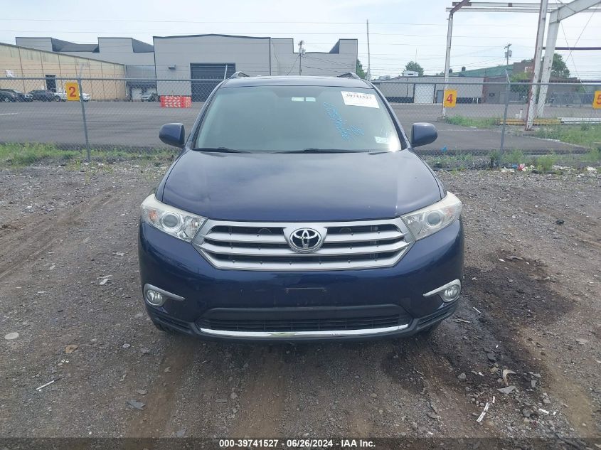 5TDBK3EH4CS130996 2012 Toyota Highlander Se