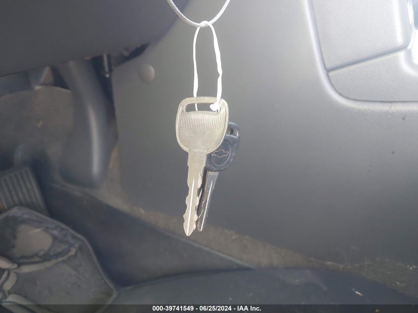 2003 Chevrolet Silverado 1500 Lt VIN: 1GCEK19T73E199977 Lot: 39741549