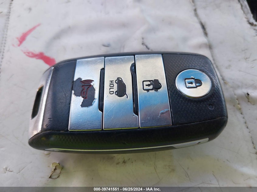 2016 Kia Soul + VIN: KNDJP3A52G7263510 Lot: 39741551