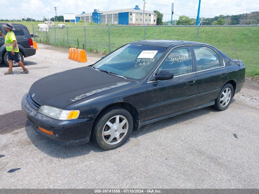 1994 Honda Accord Ex/Ex-R VIN: 1HGCD5658RA118050 Lot: 40437486