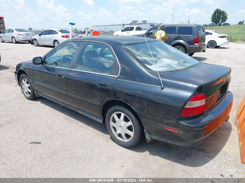 1994 Honda Accord Ex/Ex-R VIN: 1HGCD5658RA118050 Lot: 40437486