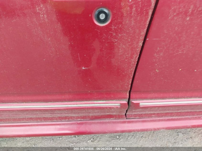 2000 Ford Explorer Xlt VIN: 1FMZU73E0YZC28336 Lot: 39741605