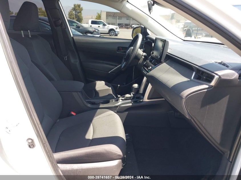 2022 Toyota Corolla Cross Le VIN: 7MUCAAAG4NV026994 Lot: 39741657