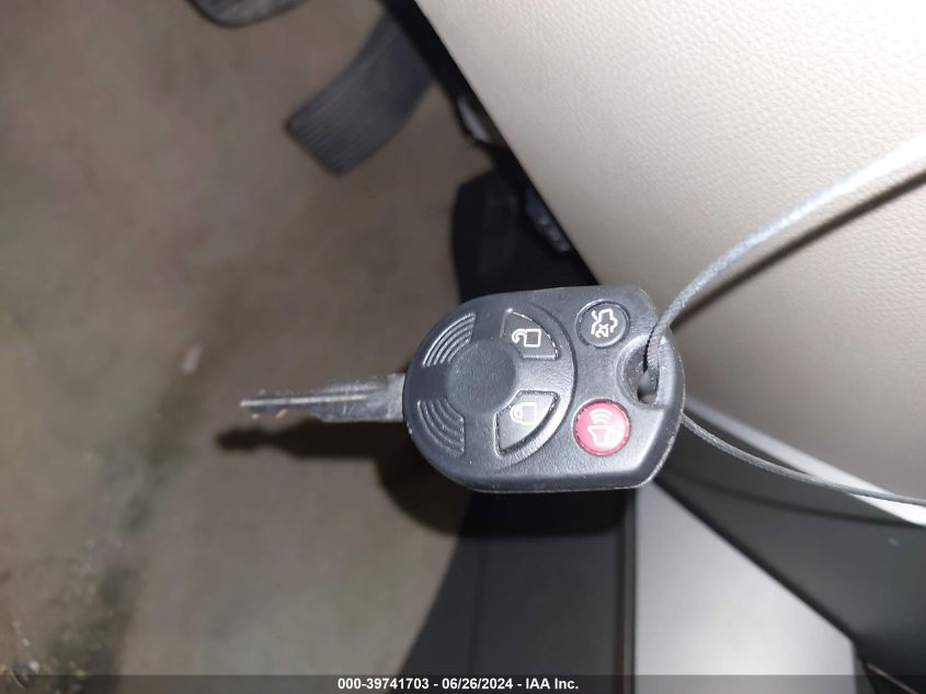 2011 Ford Expedition Xlt/King Ranch VIN: 1FMJU1J54BEF57701 Lot: 39741703