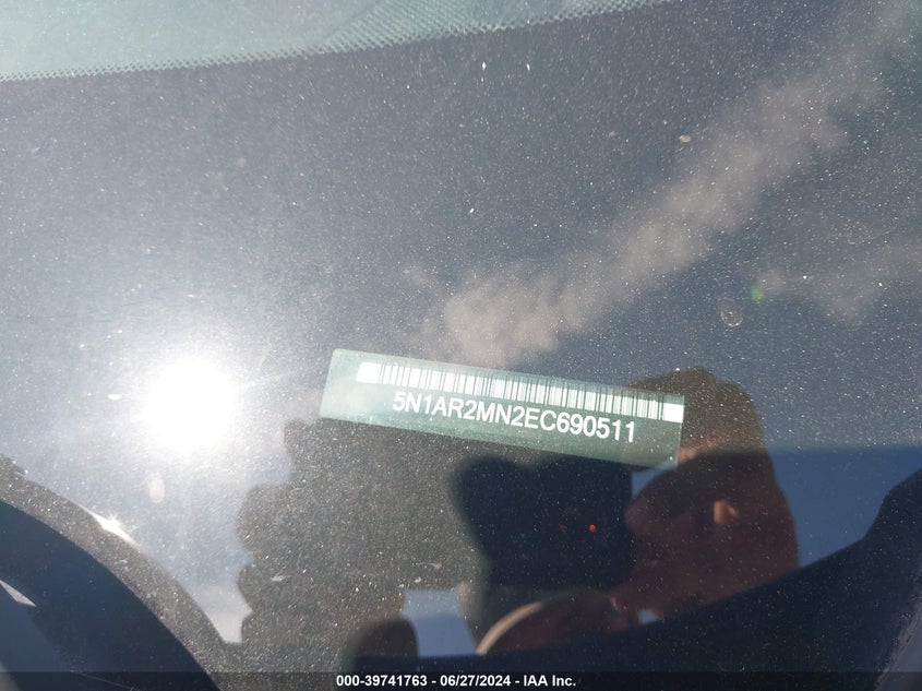 2014 Nissan Pathfinder Platinum VIN: 5N1AR2MN2EC690511 Lot: 39741763