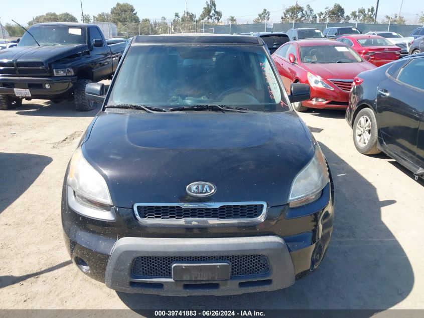2011 Kia Soul + VIN: KNDJT2A20B7233488 Lot: 39741883