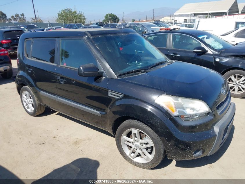 2011 Kia Soul + VIN: KNDJT2A20B7233488 Lot: 39741883