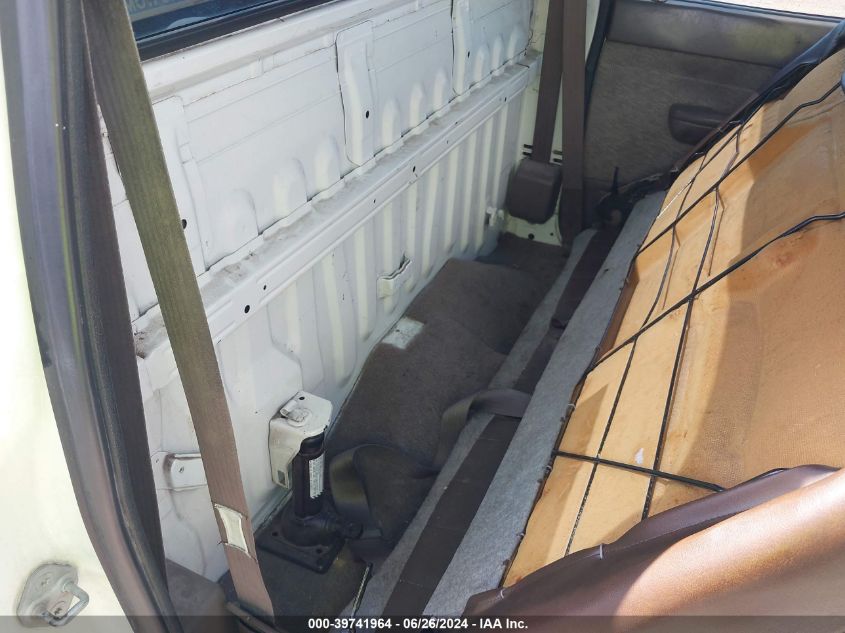 1998 Toyota Tacoma VIN: 4TANL42N0WZ148498 Lot: 39741964