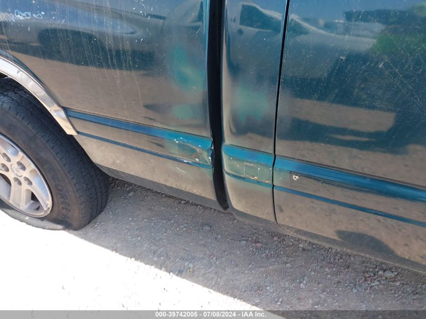 1999 Dodge Ram 1500 St VIN: 3B7HC13Z6XG215575 Lot: 39742005