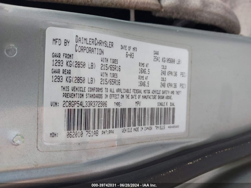 2003 Chrysler Town & Country Lxi VIN: 2C8GP54L33R372906 Lot: 39742031