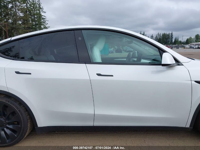 2023 Tesla Model Y Awd/Performance Dual Motor All-Wheel Drive VIN: 7SAYGDEF5PF813643 Lot: 39742107