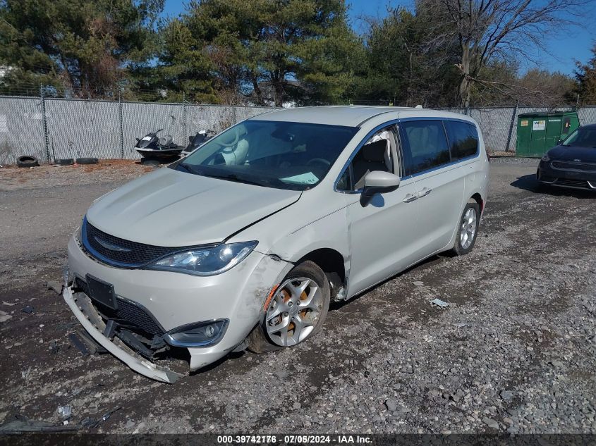 2017 Chrysler Pacifica Touring Plus VIN: 2C4RC1BG8HR796013 Lot: 39742176