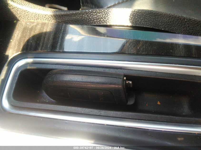 2015 CHRYSLER 300 LIMITED - 2C3CCAAGXF8882373