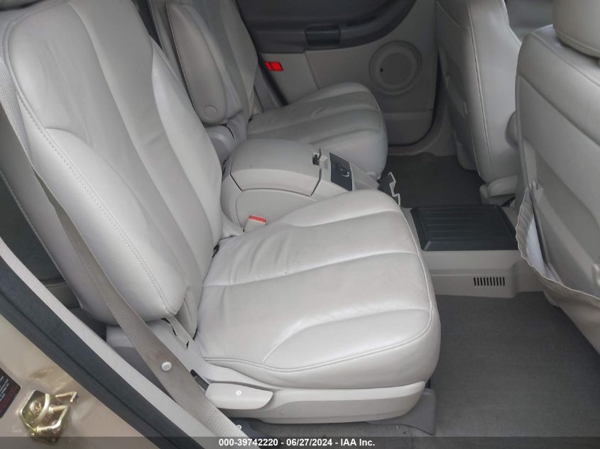 2004 Chrysler Pacifica VIN: 2C8GM68494R634270 Lot: 39742220