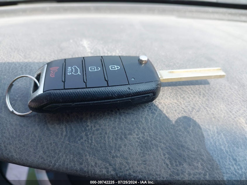 2016 Kia Sorento 2.4L Lx VIN: 5XYPG4A39GG140837 Lot: 39742225