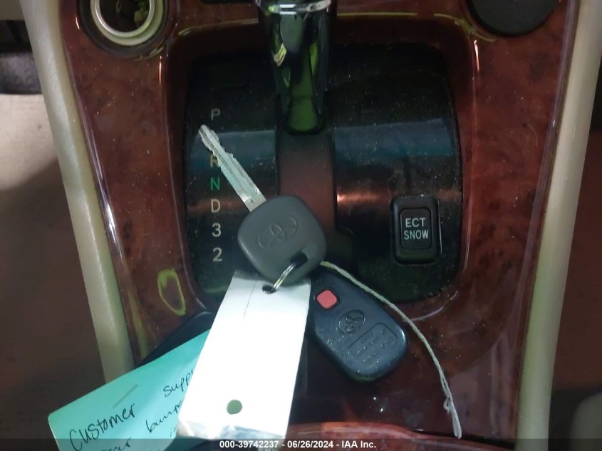 2006 Toyota Highlander Limited V6 VIN: JTEEP21A060175776 Lot: 39742237