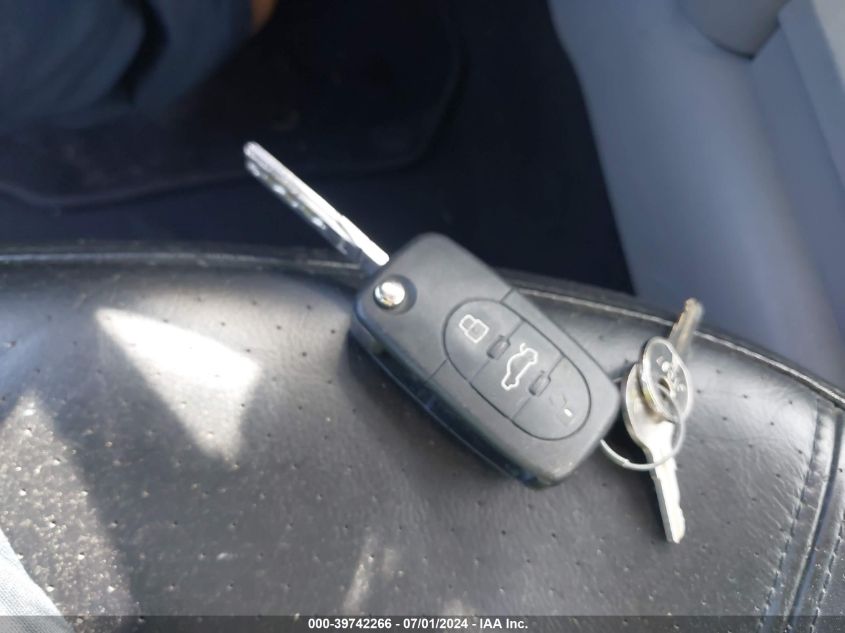 1999 Volkswagen New Beetle Gls Tdi VIN: 3VWCF21C0XM461266 Lot: 39742266