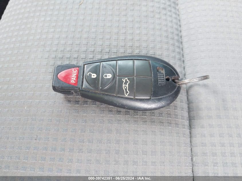 2008 Dodge Charger VIN: 2B3LA43G58H205543 Lot: 39742351