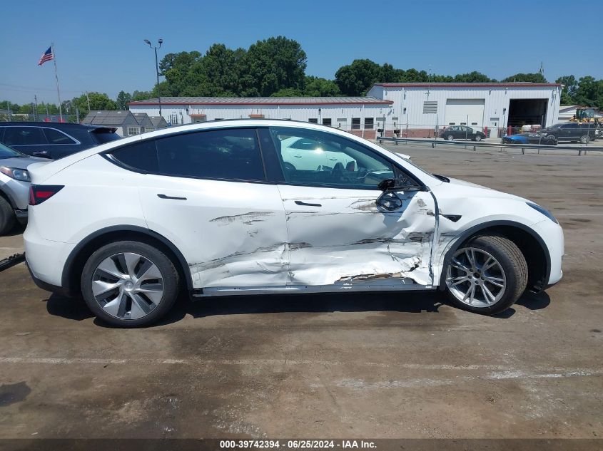 2021 Tesla Model Y Long Range Dual Motor All-Wheel Drive VIN: 5YJYGDEE3MF157068 Lot: 39742394