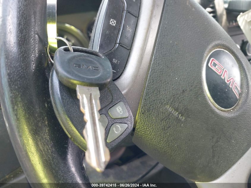 2013 GMC Sierra 2500Hd Sle VIN: 1GT120C81DF130727 Lot: 39742415