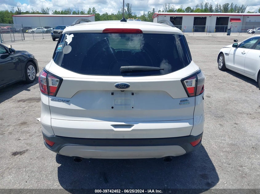 VIN 1FMCU0HD9JUB20619 2018 FORD ESCAPE SEL