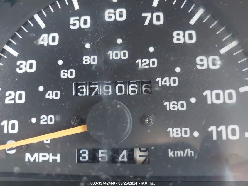 1998 Toyota 4Runner Sr5 V6 VIN: JT3GN86R8W0076261 Lot: 39742460