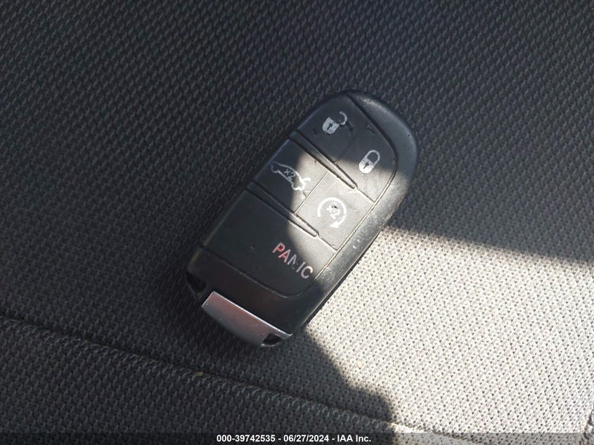 2017 Dodge Charger R/T Rwd VIN: 2C3CDXCT4HH562673 Lot: 39742535