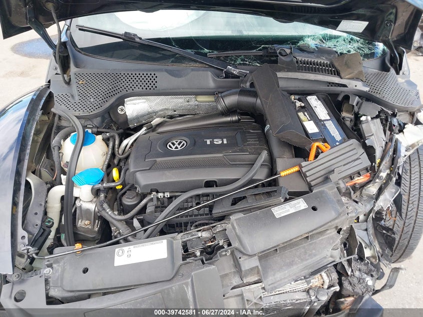 2013 VOLKSWAGEN BEETLE TURBO - 3VW4T7AT9DM683262