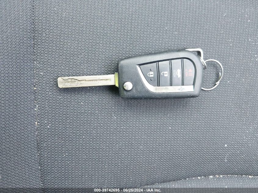 5YFEPMAE6NP389906 2022 Toyota Corolla Le