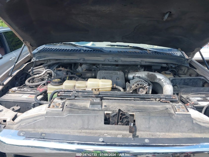 1999 Ford F-250 Lariat/Xl/Xlt VIN: 1FTNX21F5XEC23647 Lot: 39742733