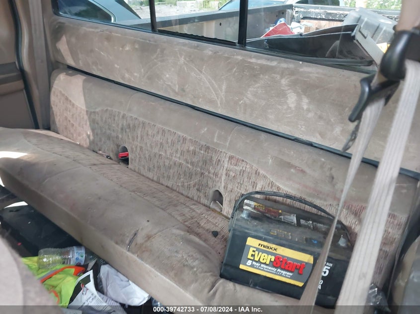 1999 Ford F-250 Lariat/Xl/Xlt VIN: 1FTNX21F5XEC23647 Lot: 39742733