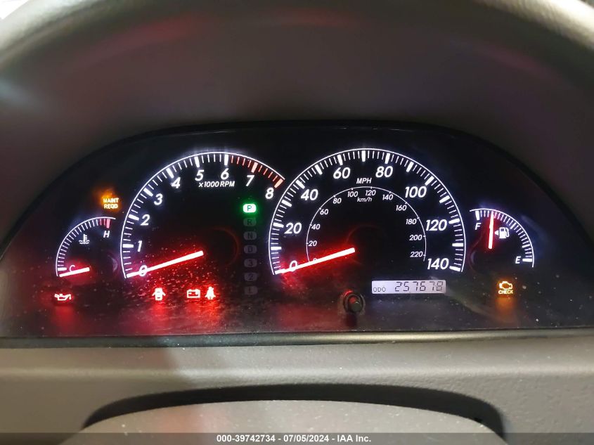 2005 Toyota Camry Le VIN: 4T1BE32K15U952527 Lot: 39742734