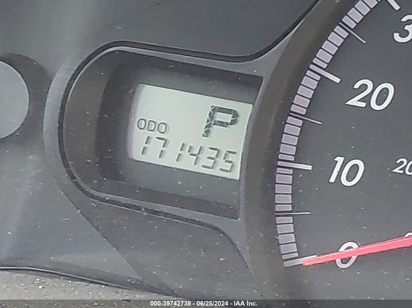 2011 Toyota Sienna Le VIN: 5TDJK3DC9BS023765 Lot: 39742738