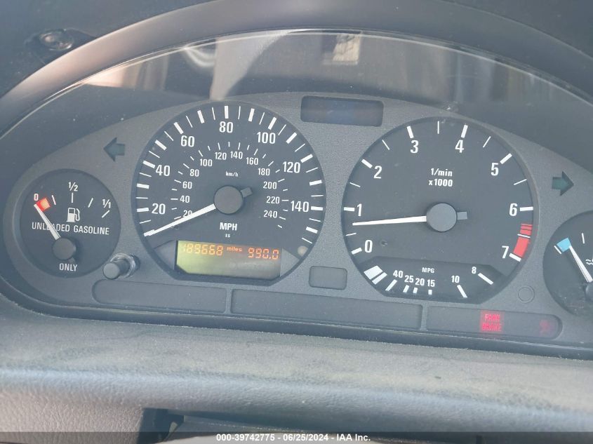 1999 BMW 328Ic VIN: WBABK7333XET68135 Lot: 39742775