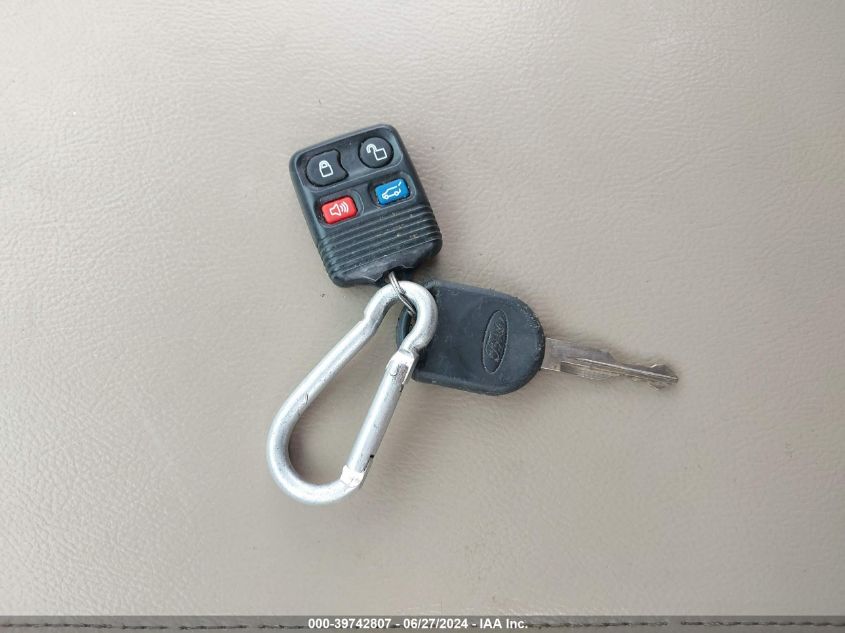 2005 Ford Expedition Eddie Bauer/King Ranch VIN: 1FMFU17505LA63218 Lot: 39742807