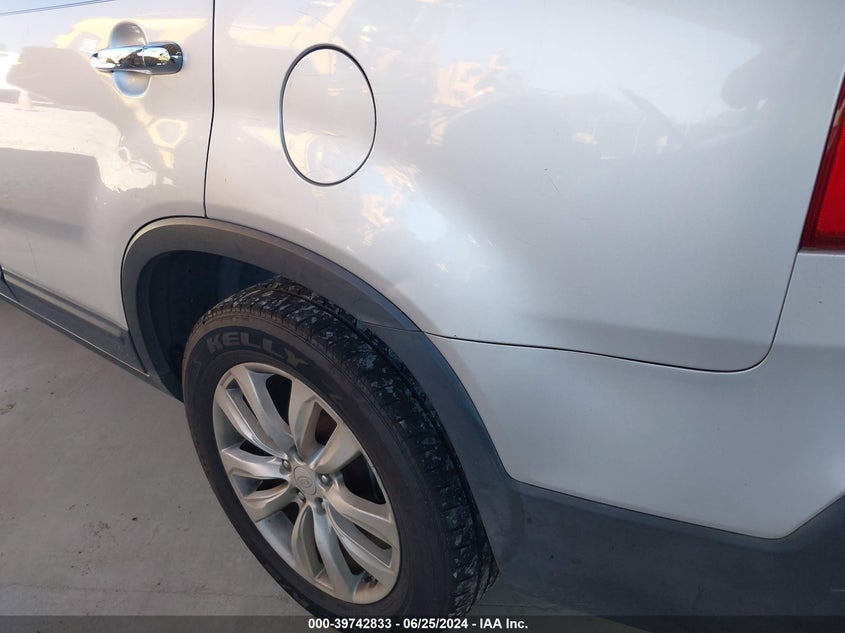 2011 Kia Sorento Lx V6 VIN: 5XYKT4A29BG047483 Lot: 39742833