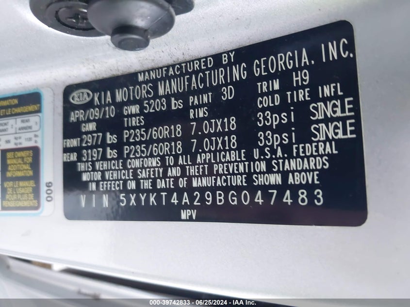2011 Kia Sorento Lx V6 VIN: 5XYKT4A29BG047483 Lot: 39742833