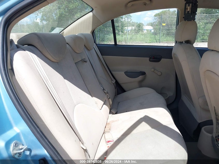 2009 Hyundai Accent Gls VIN: KMHCN46CX9U381557 Lot: 39742835