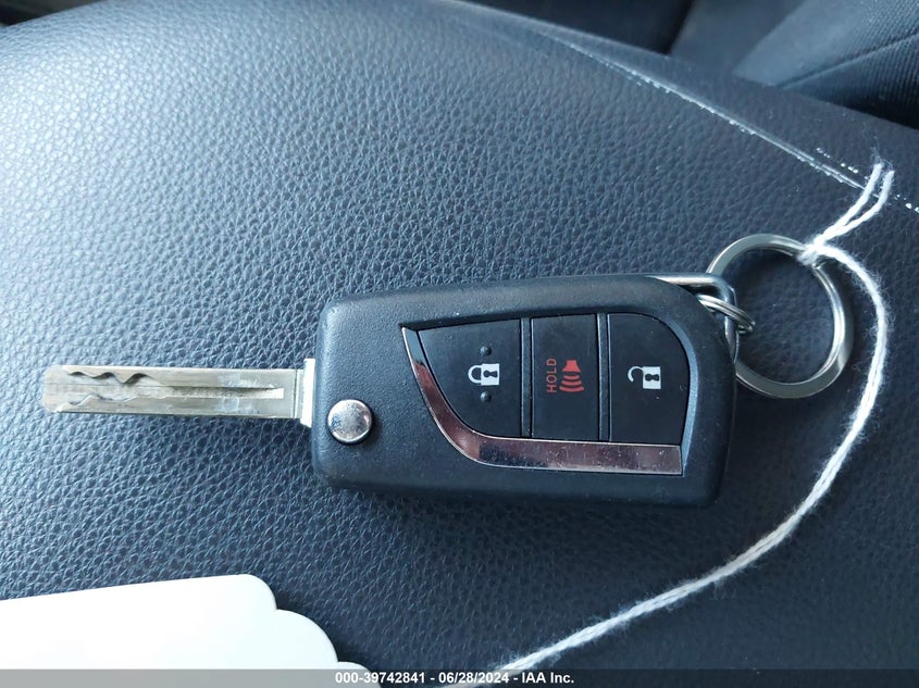 2020 TOYOTA RAV4 HYBRID LE - JTMLWRFV2LD536710