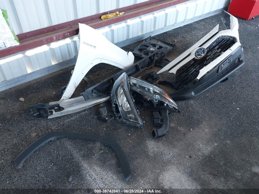 2020 TOYOTA RAV4 HYBRID LE - JTMLWRFV2LD536710