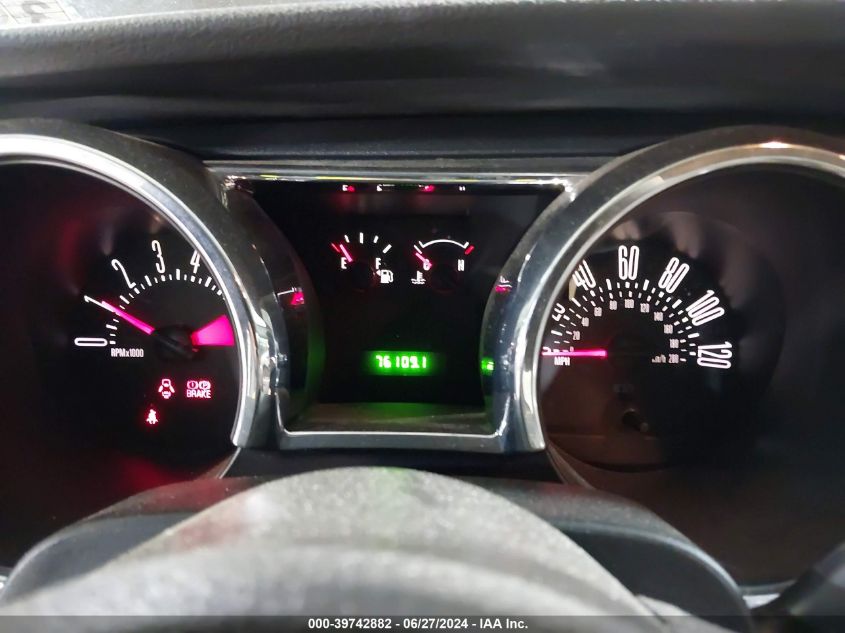 2009 Ford Mustang V6/V6 Premium VIN: 1ZVHT80N695102677 Lot: 39742882