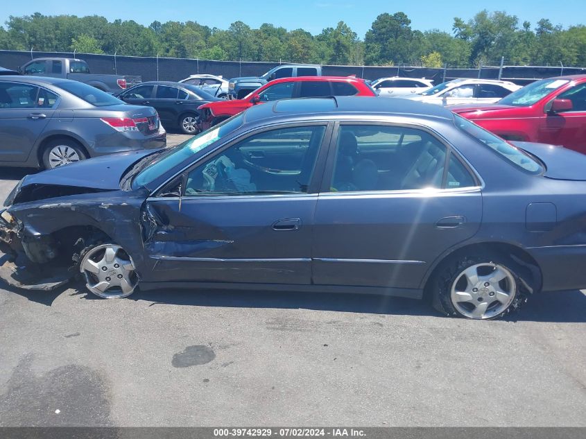 2000 Honda Accord 2.3 Ex VIN: 1HGCG6684YA037228 Lot: 39742929
