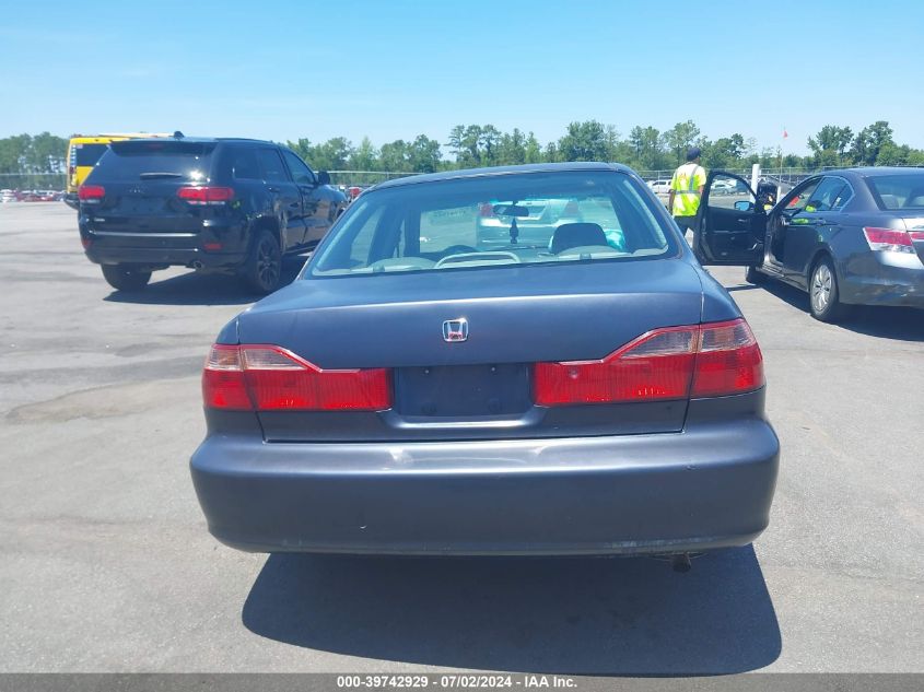 2000 Honda Accord 2.3 Ex VIN: 1HGCG6684YA037228 Lot: 39742929