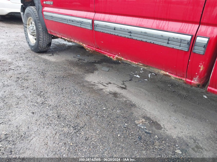 2002 Chevrolet Silverado K1500 Heavy Duty VIN: 1GCGK13UX2F244199 Lot: 39742955