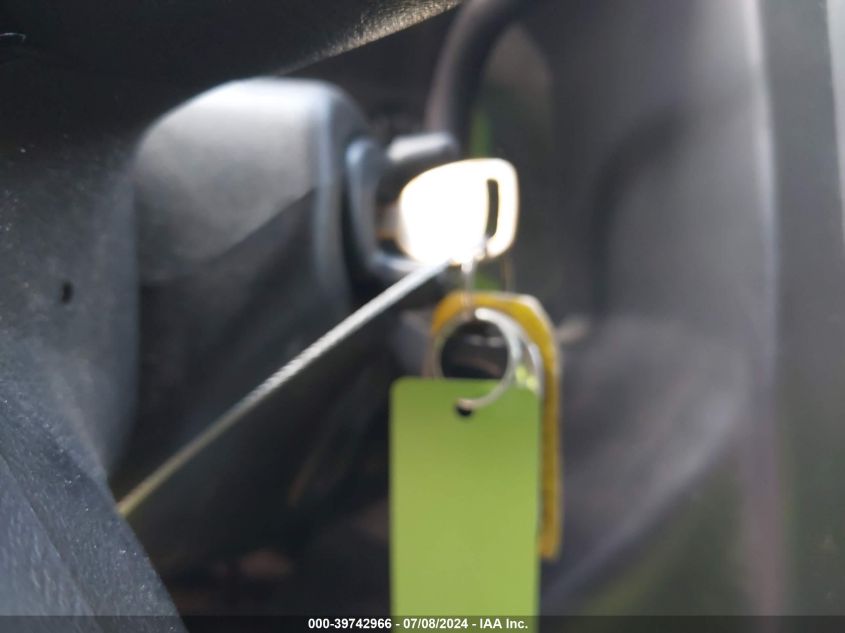 2004 Chevrolet Express VIN: 1GCGG25VX41170103 Lot: 39742966