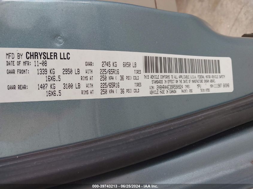 2009 Chrysler Town & Country Lx VIN: 2A8HR44E39R590924 Lot: 39743213