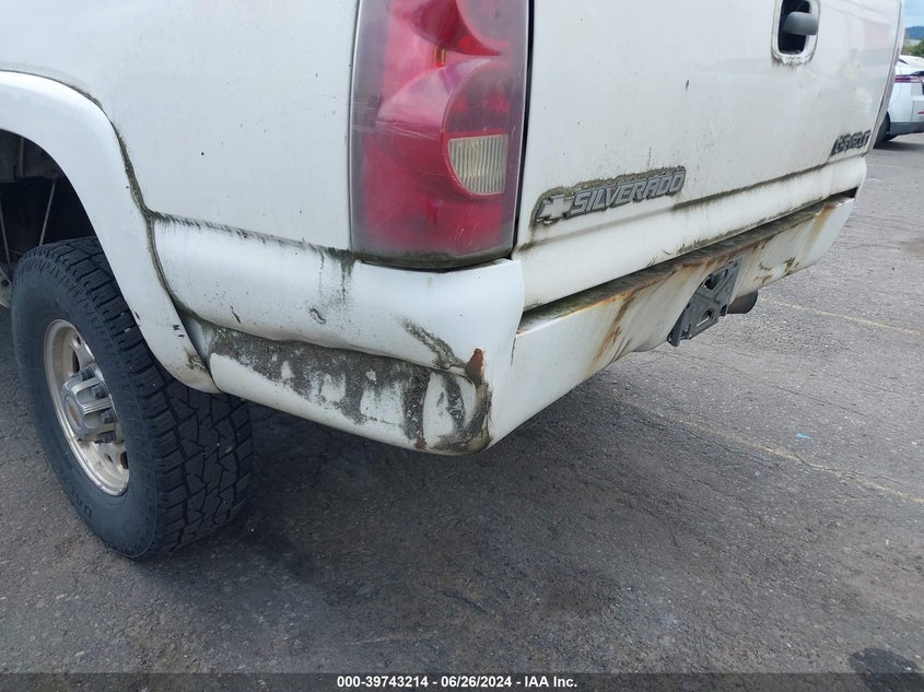 2003 Chevrolet Silverado 2500Hd Ls VIN: 1GCHC23113F151683 Lot: 39743214