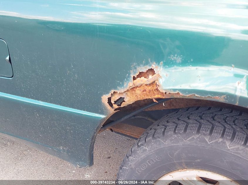 2000 Ford Ranger Xl/Xlt VIN: 1FTYR10C8YPA99517 Lot: 39743234